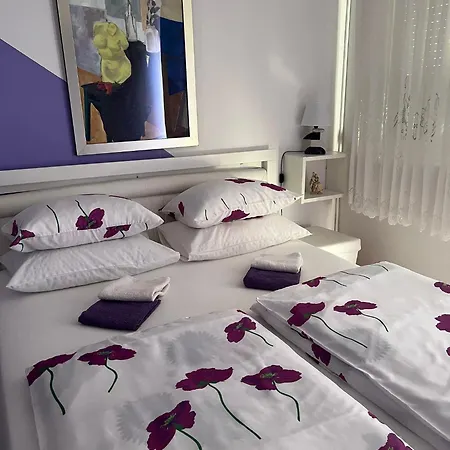 Mirror Hostel Mostar
