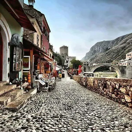 Mirror * Mostar