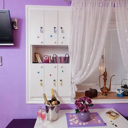 Mirror Hostel Mostar