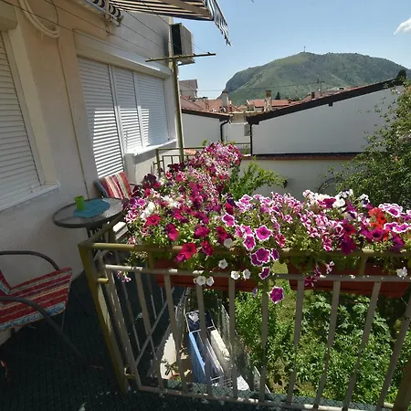 Mirror Hostel Mostar