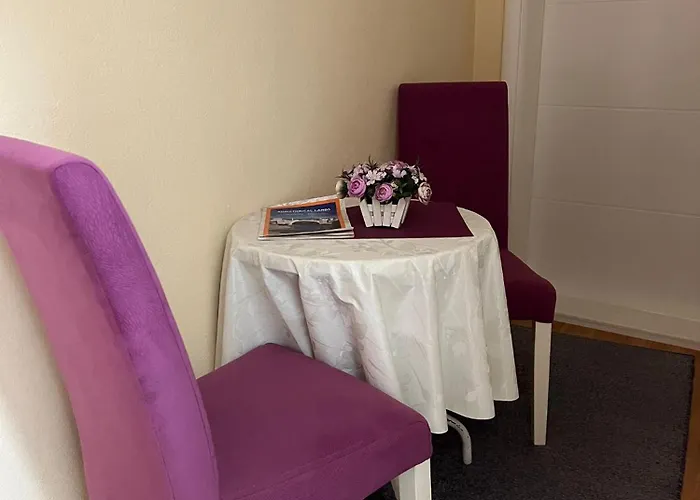 Mirror Auberge de jeunesse *