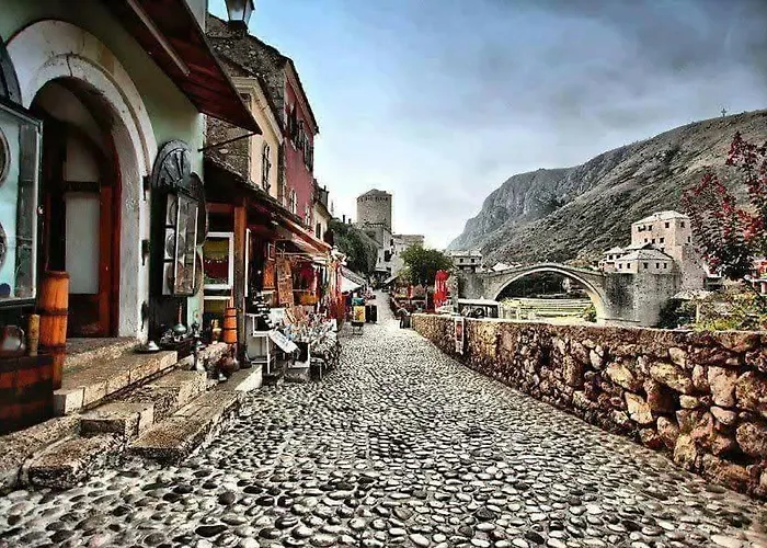 Mirror * Mostar